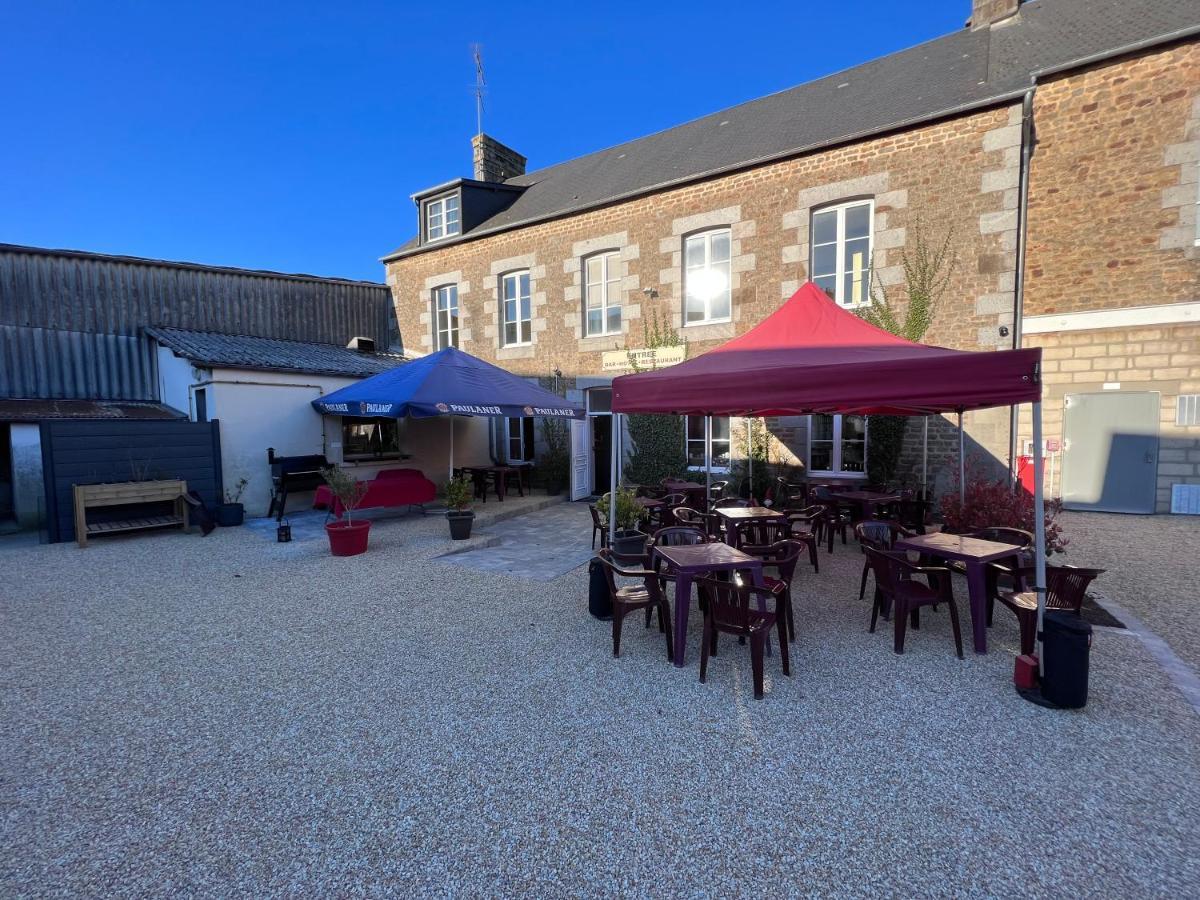 Hotel Au Pere Tranquille Tinchebray-Bocage Exterior foto