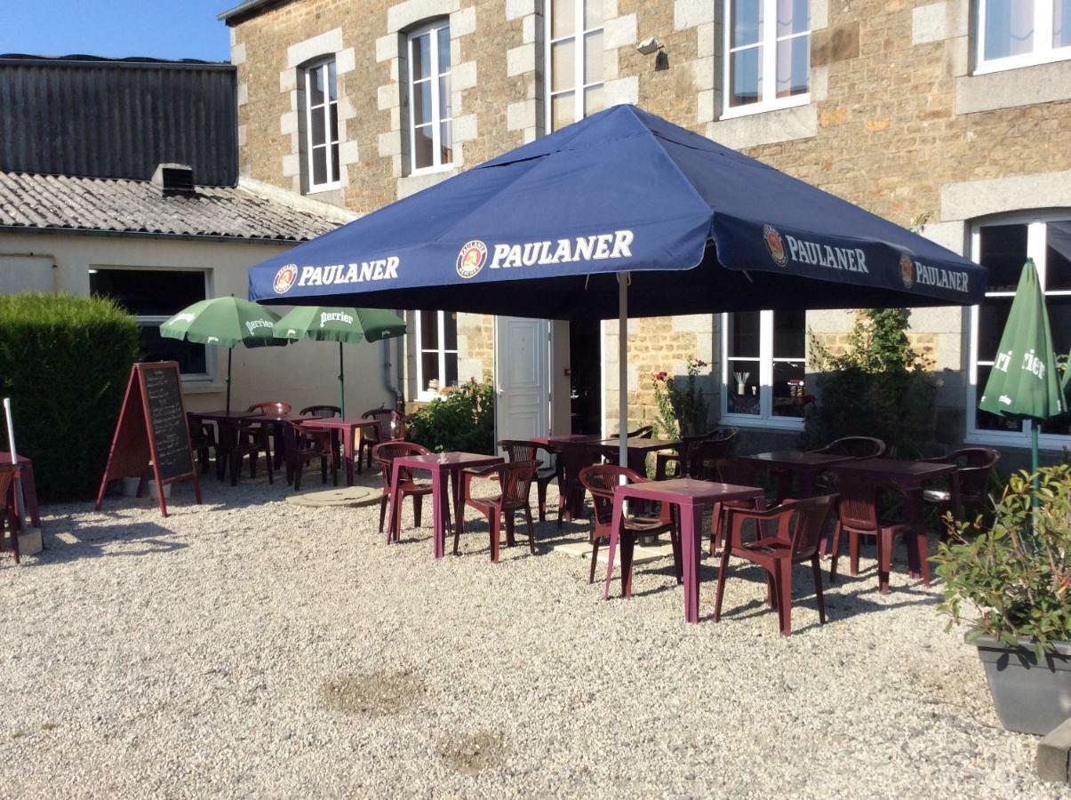 Hotel Au Pere Tranquille Tinchebray-Bocage Exterior foto